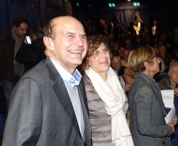 Pierluigi Bersani a Viareggio all'incontro con i Democratici per il NO